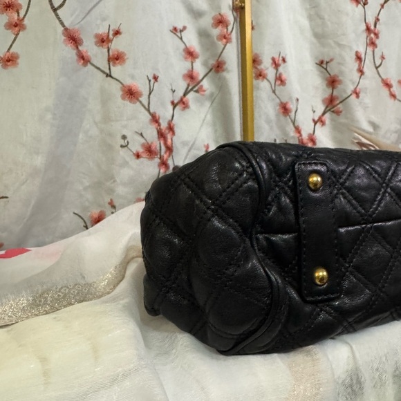 Mark Jacob’ Black Quilted Handbag with Gold hardware and Accents - Picture 7 of 10